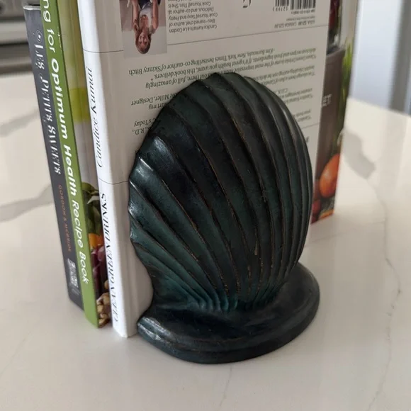 Art Deco Clamshell Bookends - Picture 2 of 6